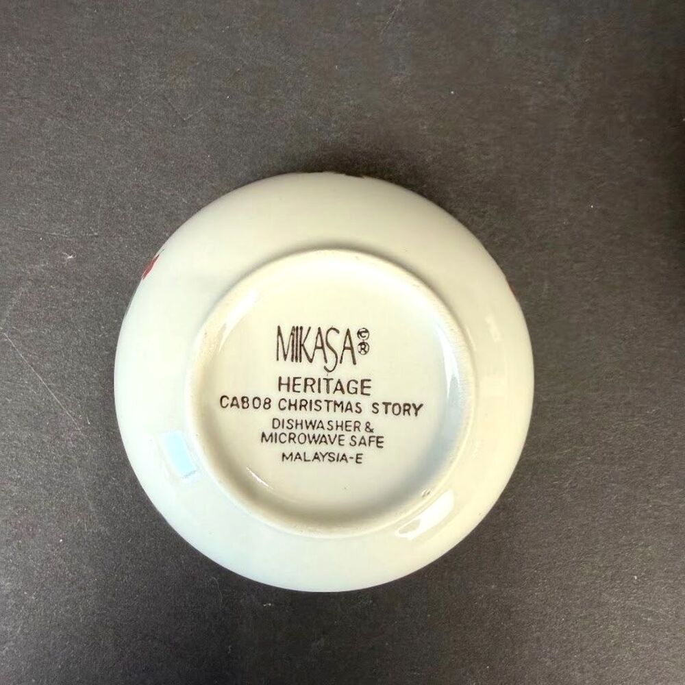 Vintage Mikasa Heritage Christmas Story 3.25" Covered Round Box/Bowl, Very Nice - Picture 6 of 8